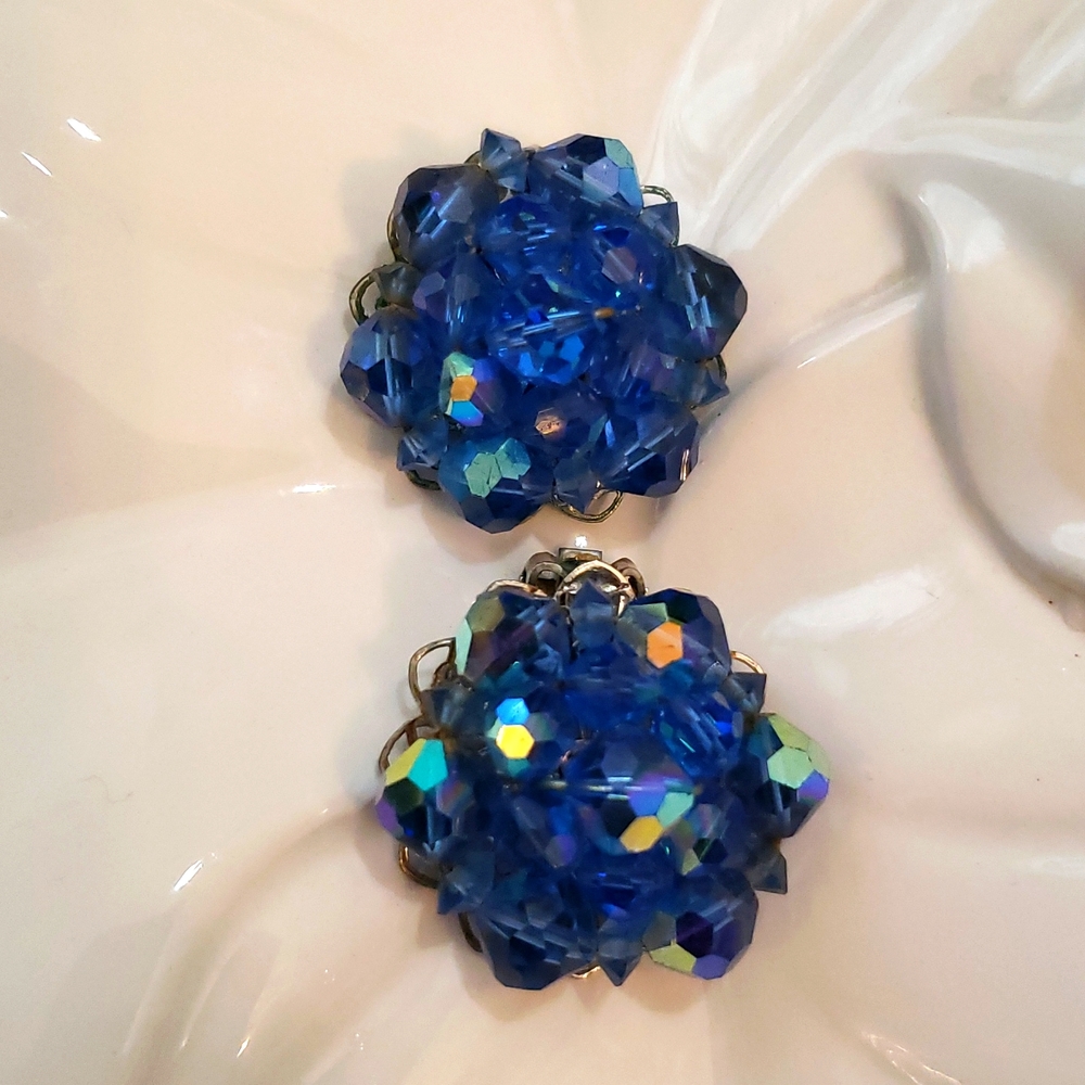 Vintage Sparkling Blue Crystal Cluster Clip on Earrings